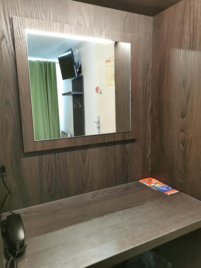 Fasthotel Paris Ouest Bouafle Kültér fotó